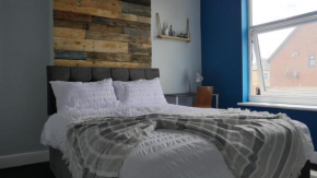 Large 6 bedrooms house in Birmingham